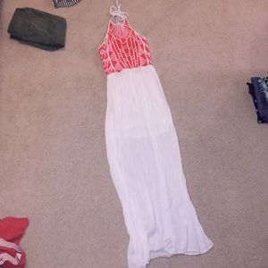 Beachy-halter dress